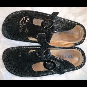 Alegria Classic PG Lite Black Vine 37 ALG 921